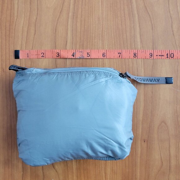 NWT L.L. Bean Blue Pine Ascent Primaloft Packaway Vest - MP - Picture 11 of 12